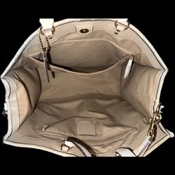 Dempsey 40" Tote Bag