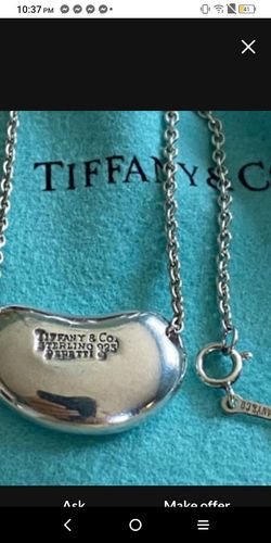 Auth. Tiffany Bean necklace