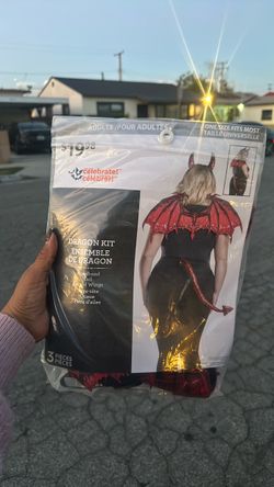 Costume