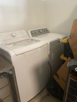 Lg washer Maytag dryer white