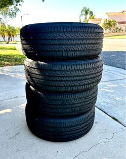 Four Yokohama GeoLander G055 tires
