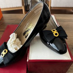 Salvatore Ferragamo Black Leather Bow Pumps Heel Shoes 8.5