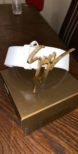 Brand new Giuseppe's Belt Comes with Box 34/36 waist size