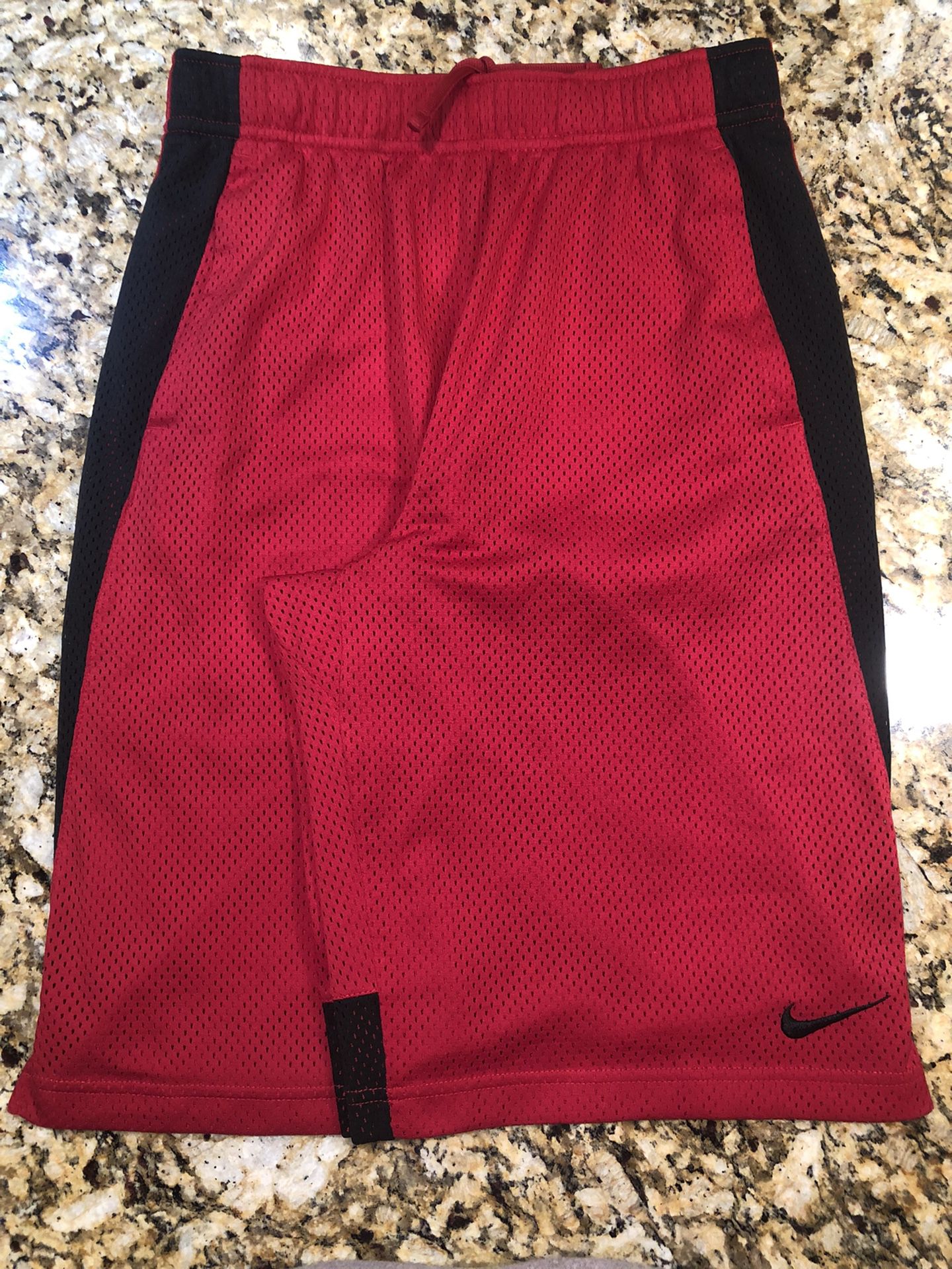 Boys Nike Shorts XL