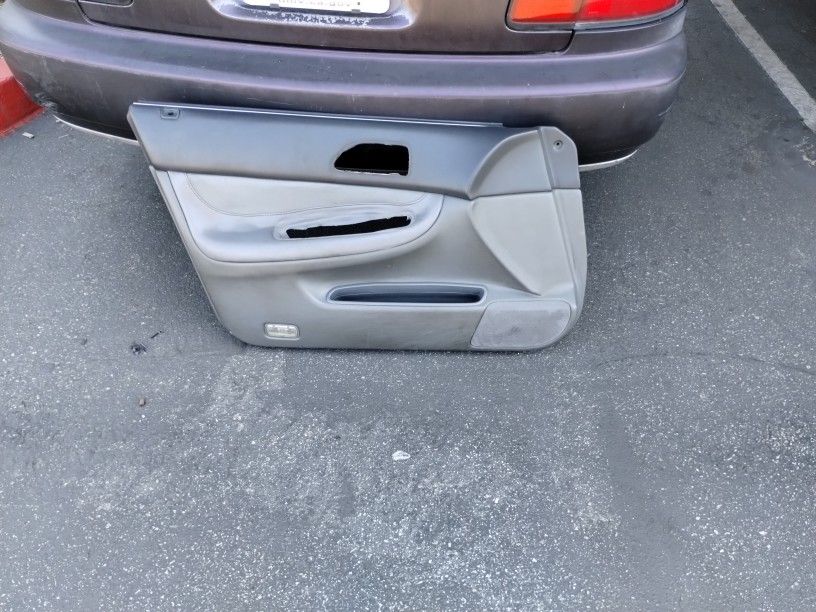 94 - 97 Honda Accord Front Driver Side Door Panel