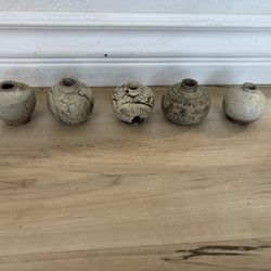 6 Asian  Antique Jarlets ( Ming) 