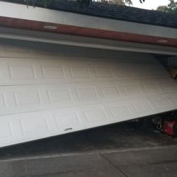 Garage Door Off Tracks 