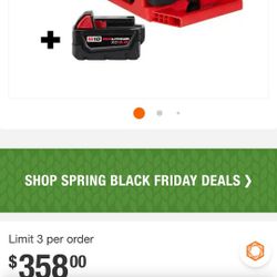 Milwaukee 2357-20 M18 PACKOUT Light/Charger