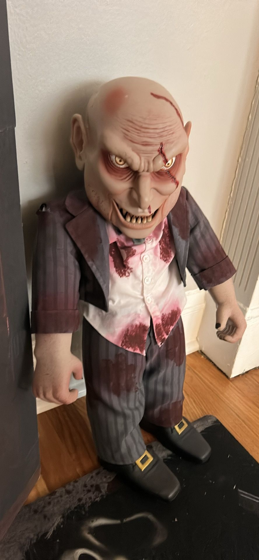 Halloween Horror Prop Like New.