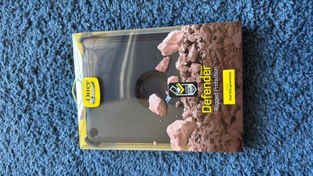 Otter box brand new Defender series rugged protection ipaid 5th gen