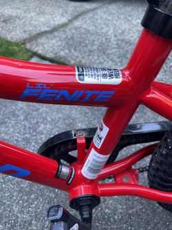 Schwinn signature Boys Lil Fenite 16 Bike for Sale in Issaquah