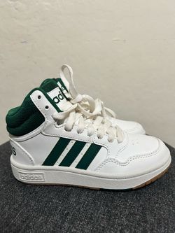 Boy’s Shoes Size 12K
