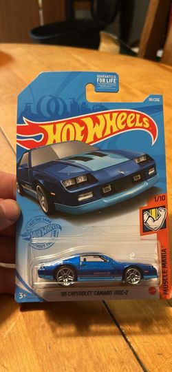 Hot Wheels '85 Chevrolet Camaro IROC-Z