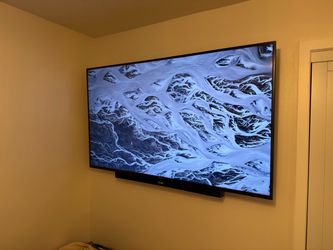 Samsung 70" 4K UHD Smart TV (UN70KU630D) with Remote