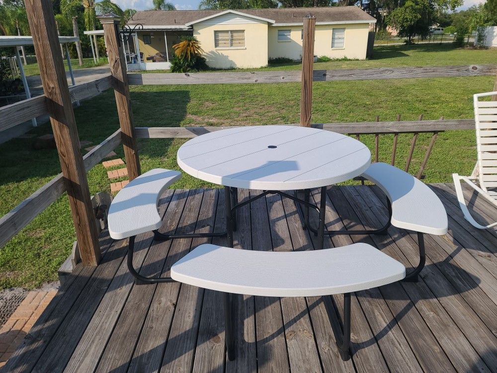 Picnic Table