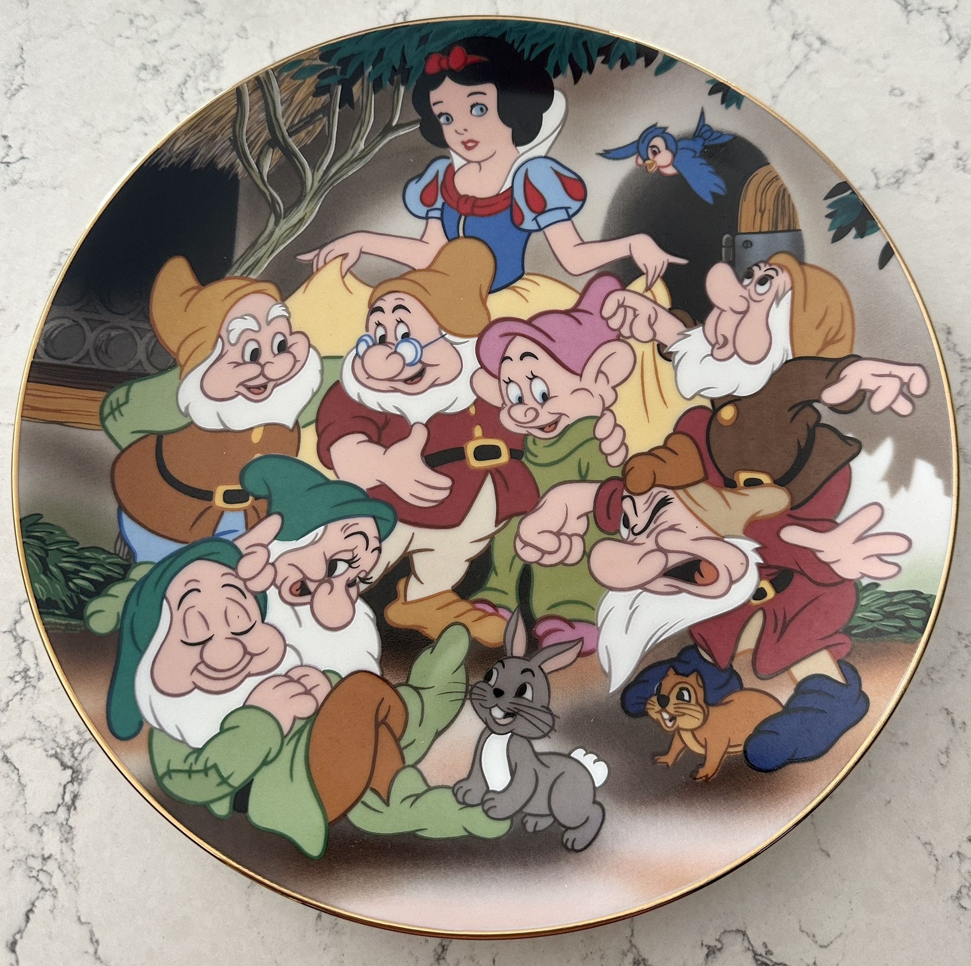 Kenleys LTD Plate,Disney "Snow White and the Seven Dwarfs"collector plate 1937.