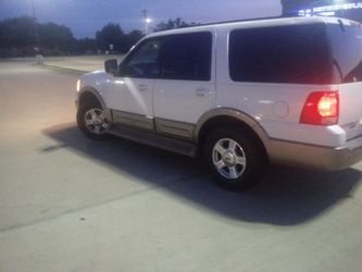 2004 Ford Expedition