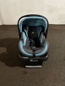 A series by safety 1 St air baby car seat clean used very good condition