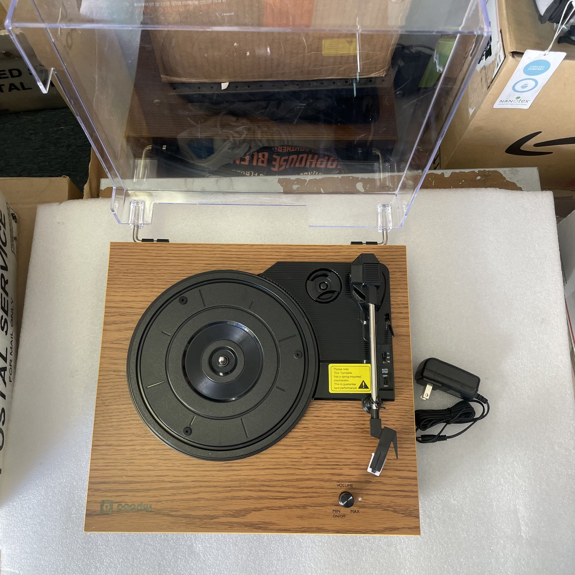 Record Player, Vintage Turntable 3-Speed Bluetooth Record Player with Speaker, Portable LP Vinyl Player, RCA Jack, Natural Wood