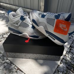 Air Jordan 4 Military Blue(2024) Size 7Y 11.5 and Size 12