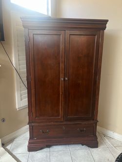 Armoire