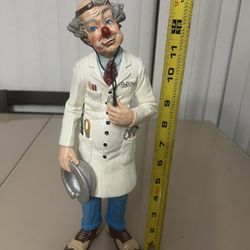 Vintage Judi's Pastime "Just Clown'n" Doctor Clown Figurine Hand Painted 1983. The item is in good condition with a very minor scratch pointed out in 