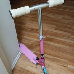 SCOOTER FOR GIRL 