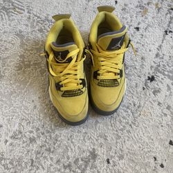 Jordan Lighting 4s