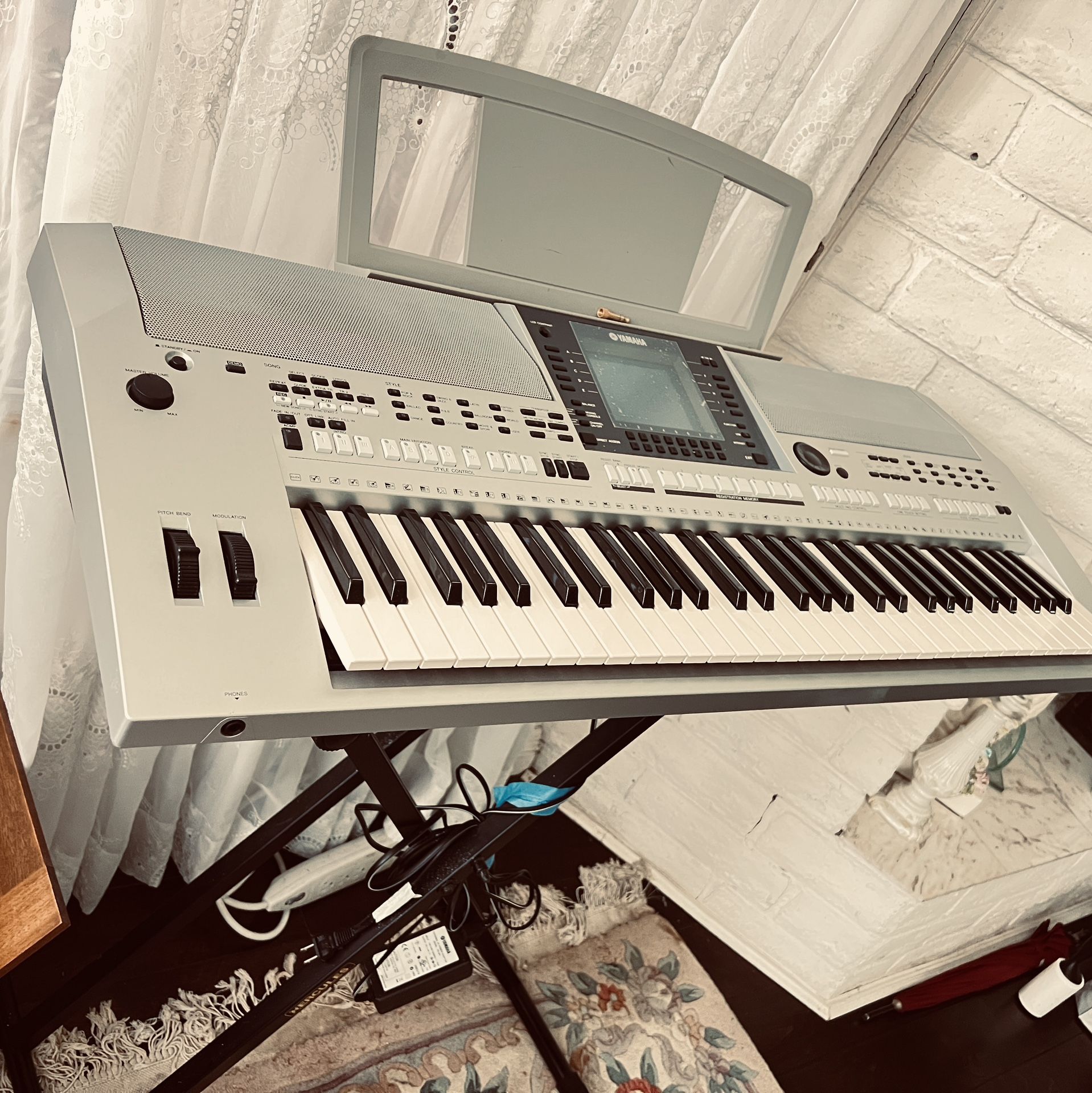 Yamaha Portatone PSR-S700