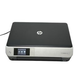 HP Envy 5530 ~ e-All-In-One Inkjet Wireless Printer w/ Cable ~ 2850 Page Printed