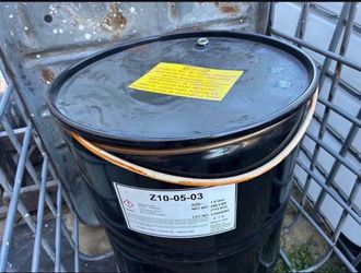 Burn barrel 55 gallon metal drum with a lid $25