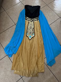 Woman costume