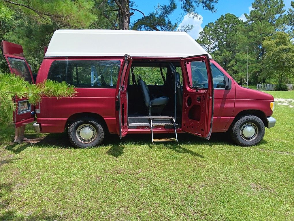 Van With Wheelchair Lift Runs Great Low Mileage Does Need Brakes The Van Does Have Some Rust Van Came From ky
