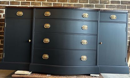 Sideboard/Hutch