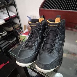 Jordan Retro 9 Beaters Size 8