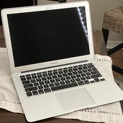 MacBook Air 13” And Magic Keyboard 