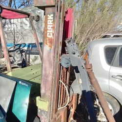 Forklift Runs Need Hydraulic Line Fixed 