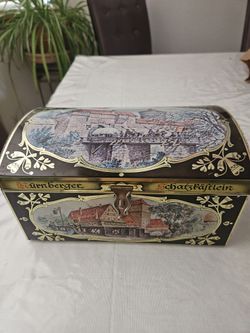Vintage German cookie tin