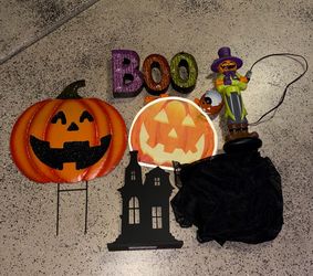 Halloween Decor