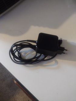 Lenovo Plug Adapter 