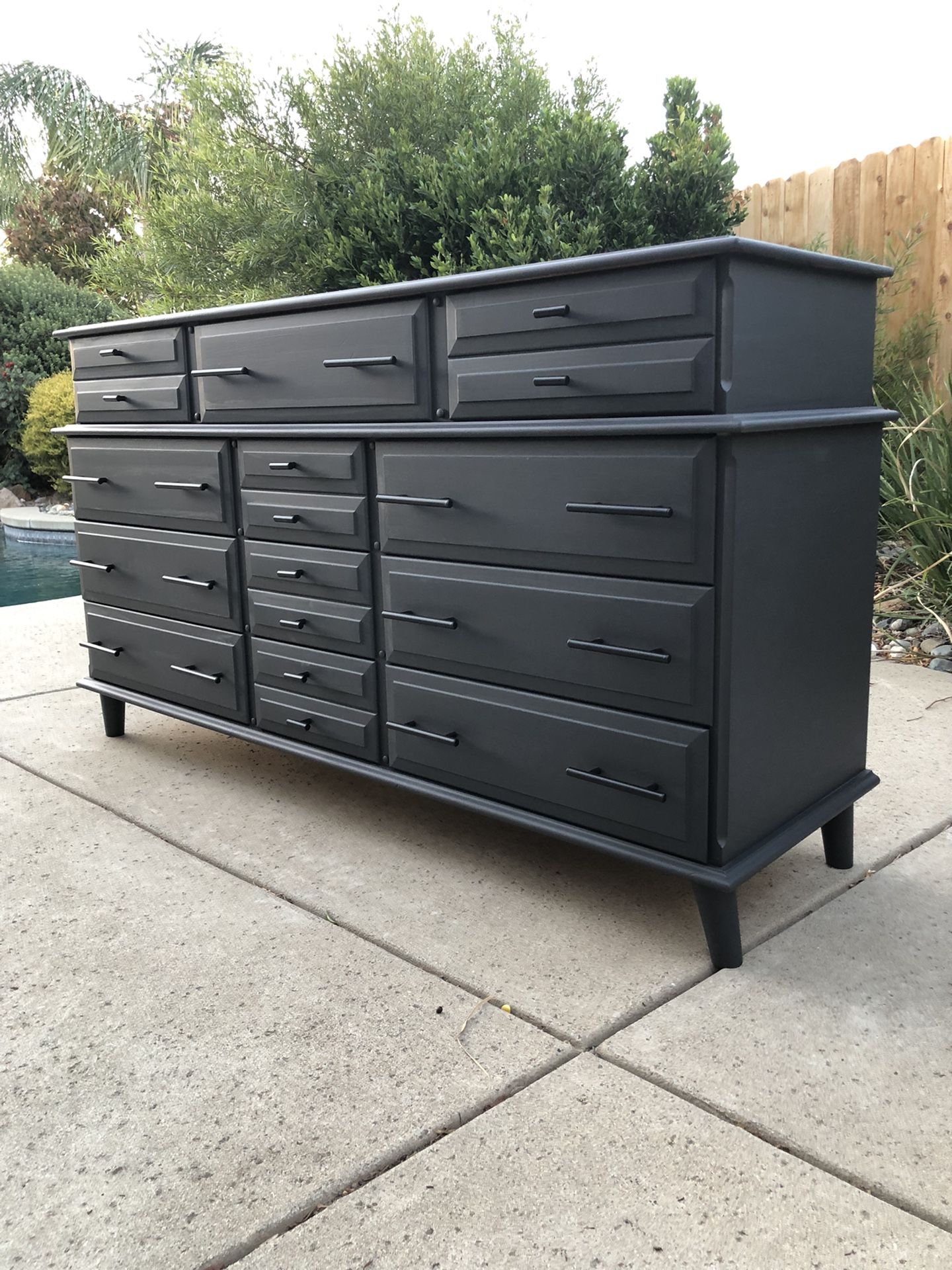 Modern 12 Drawer Dresser 