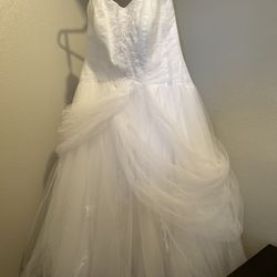Size 8 Vera Wang Wedding Dress