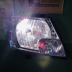 2009 - 2021 NISSAN FRONTIER HALOGEN HEADLIGHT RIGHT PASSENGER SIDE OEM TESTED