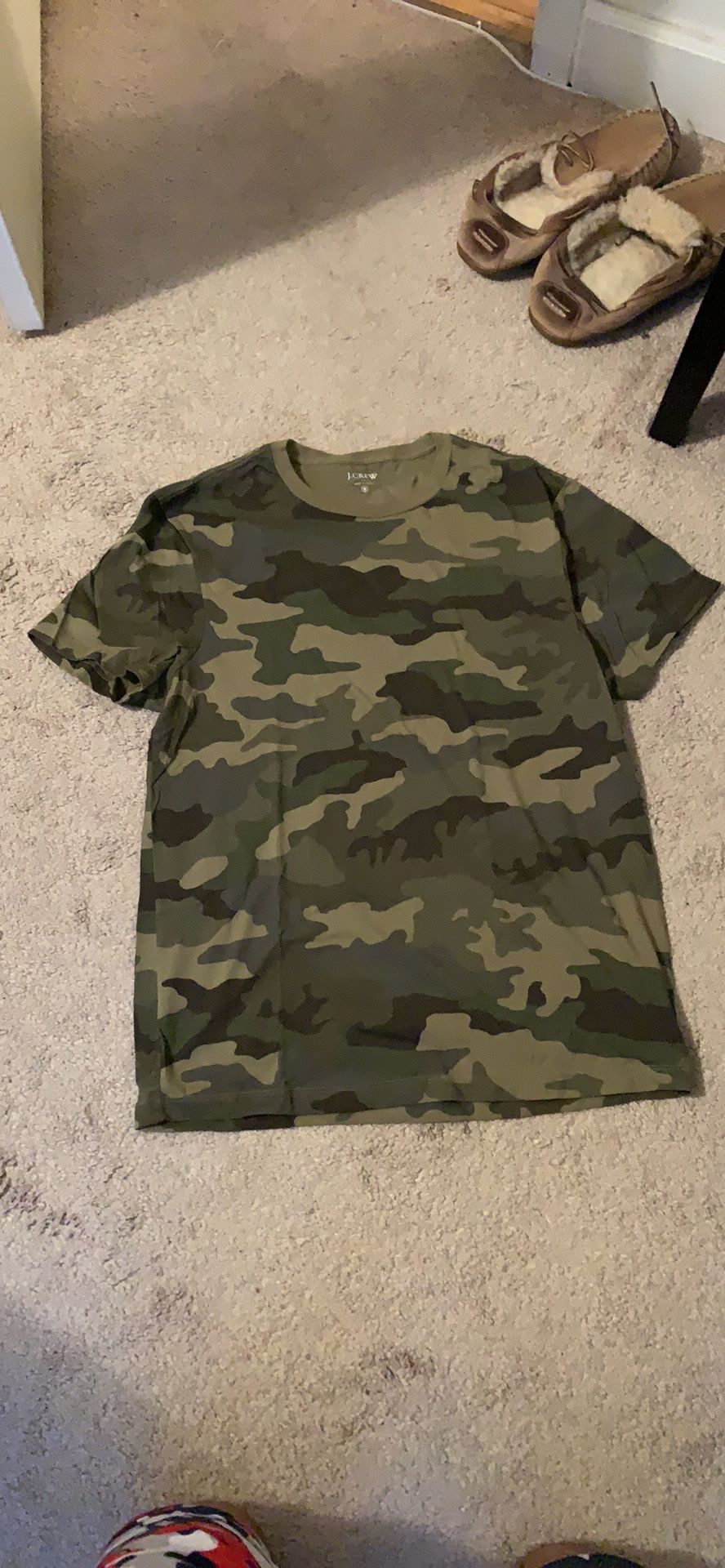 J. Crew Men’s Camo Print T-Shirt - Medium