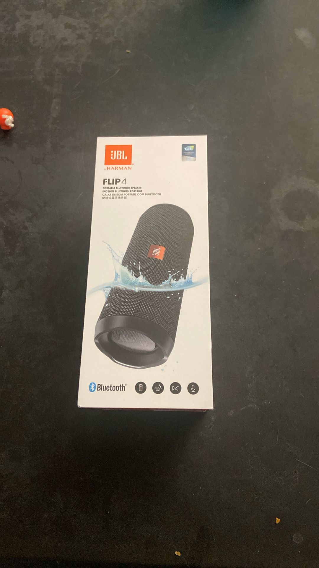 JBL Flip 4 Portable Bluetooth Speaker -Black