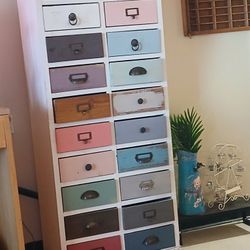 cute dresser.honby lonby.