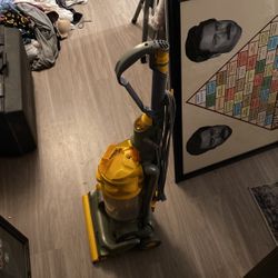 Dyson Vaccum 