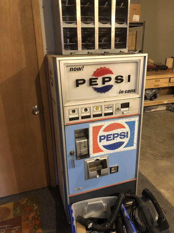 1970 era Pepsi vending machine for Sale in Silverdale, WA OfferUp