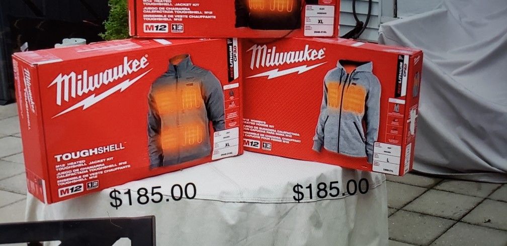 Milwaukee M12 Toughshell Xl For Men L For Women Heated Kit (One Each)
