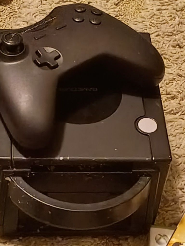 Nintendo Black Game Cube